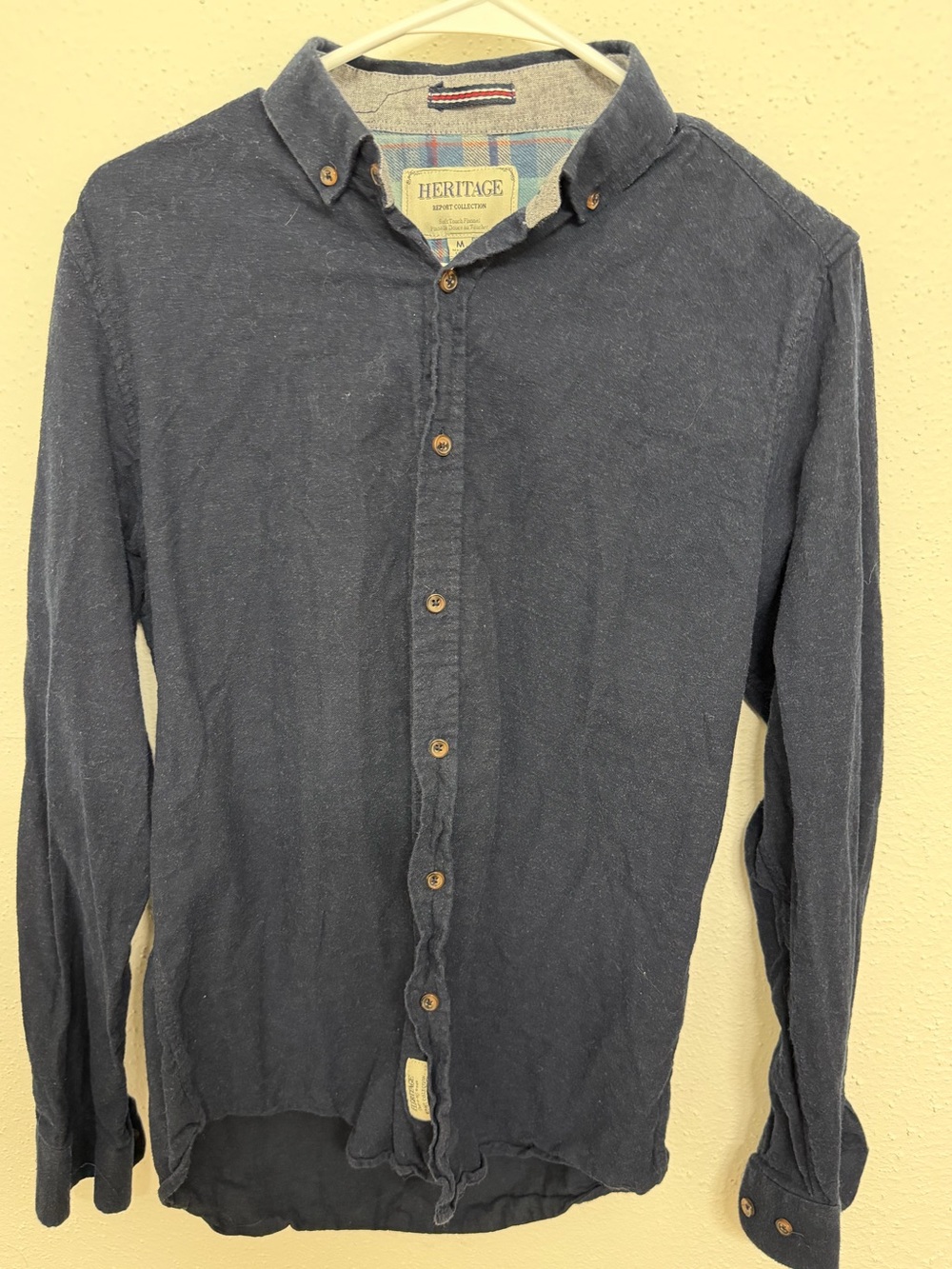 Heritage Men's Casual Button-Down Shirt in Navy
